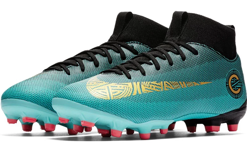 Fußballschuhe cr7 store