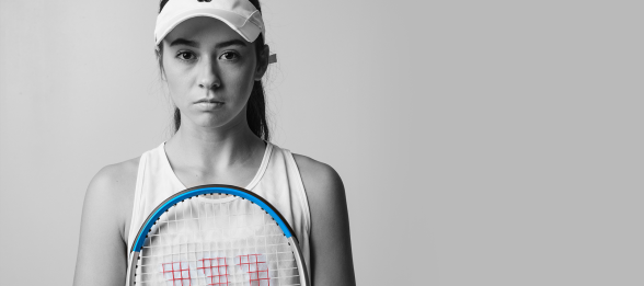 Tennisschläger Wilson Ultra v3 werden von kraftvollen Tennisspielerinnen verwendet
