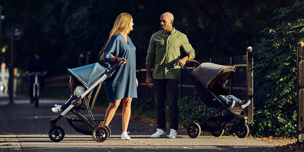 Thule Spring Stadtkinderwagen bewältigen auch unbefestigte Wege