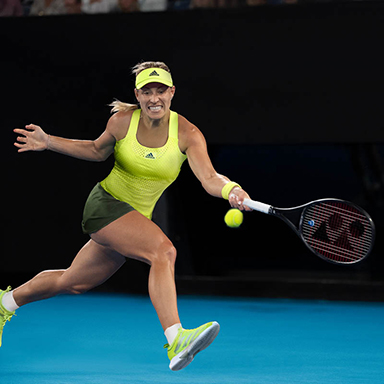 Angelique Kerber in Tennisbekleidung adidas Australian Open 2021