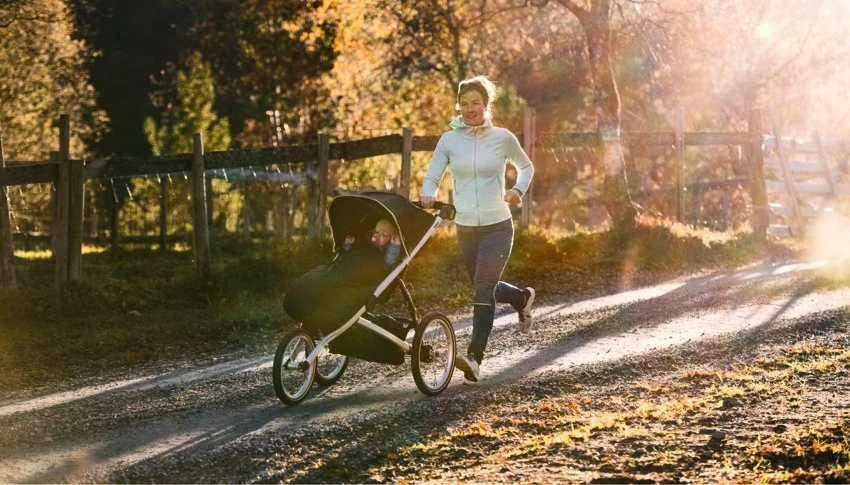 Laufen mit Kinderwagen