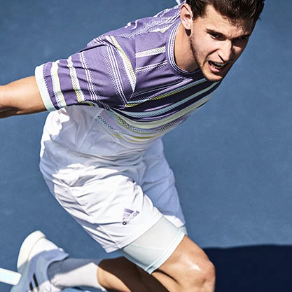 Dominic Thiem mit Tennisschläger Babolat Strike